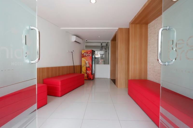 Reddoorz Plus Near Ciputra Mall Simpang Lima Semarang Eksteriør bilde